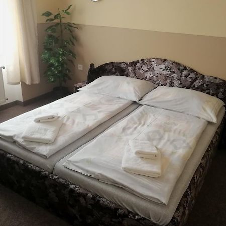 Hotel Wertheim Prag Dış mekan fotoğraf