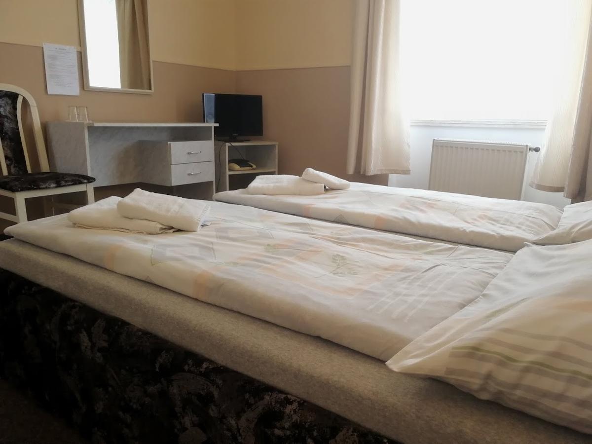 Hotel Wertheim Prag Dış mekan fotoğraf