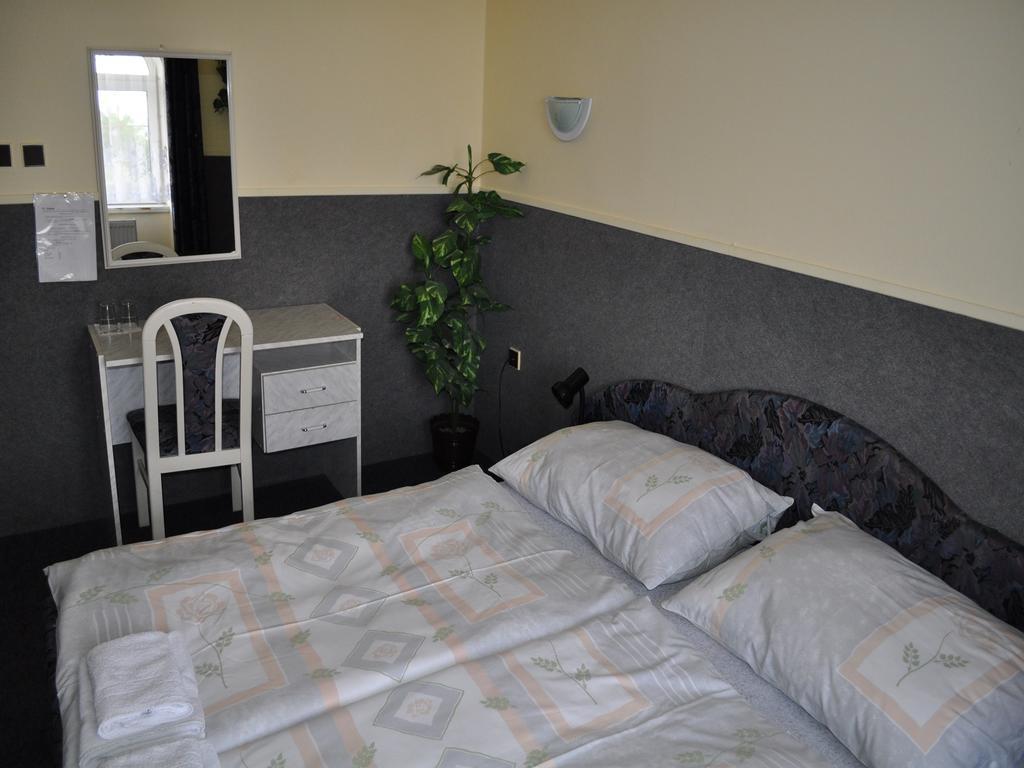 Hotel Wertheim Prag Oda fotoğraf